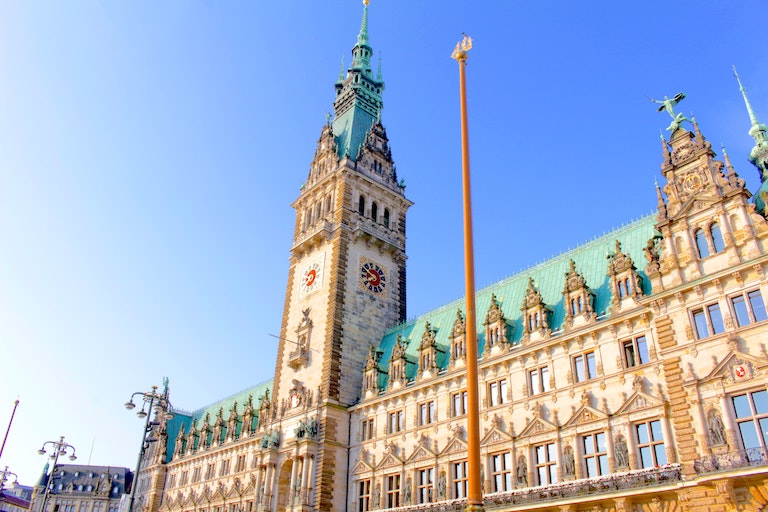 Foto: Blick auf Hamburger Rathaus